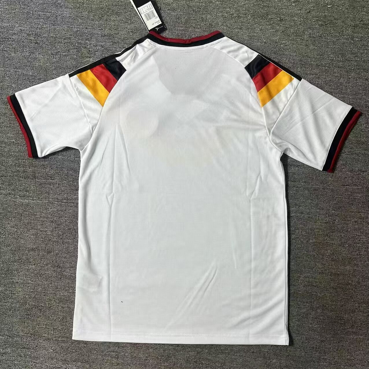 Alemania 25/26 Local