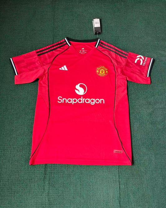 Manchester United 25/26 Local